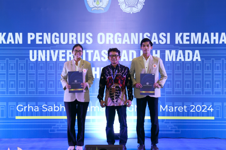 UGM Lantik Pengurus Organisasi Kemahasiswaan UGM Tahun 2024 ...